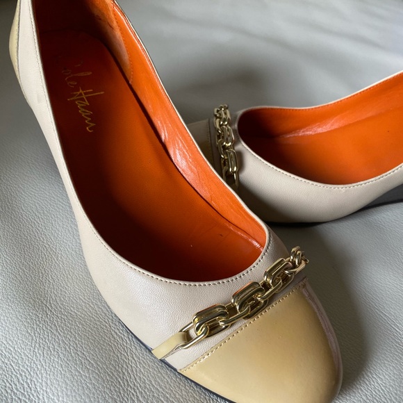 Cole Haan Air Lainey Chain Wedge Pump in tan - Picture 5 of 8